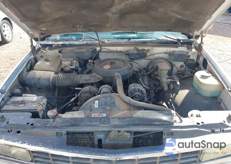 1990 Chevrolet Gmt-400 C1500 из США, поврежденный, VIN 1GCDC14K3LZ146113